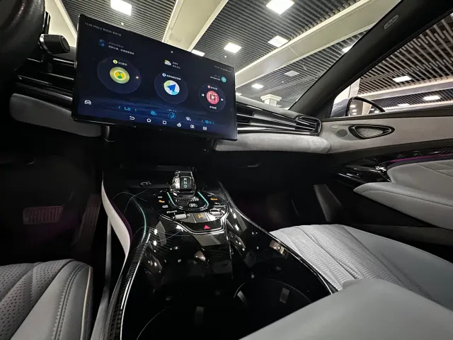 BYD Seal — Фото автомобиля 15