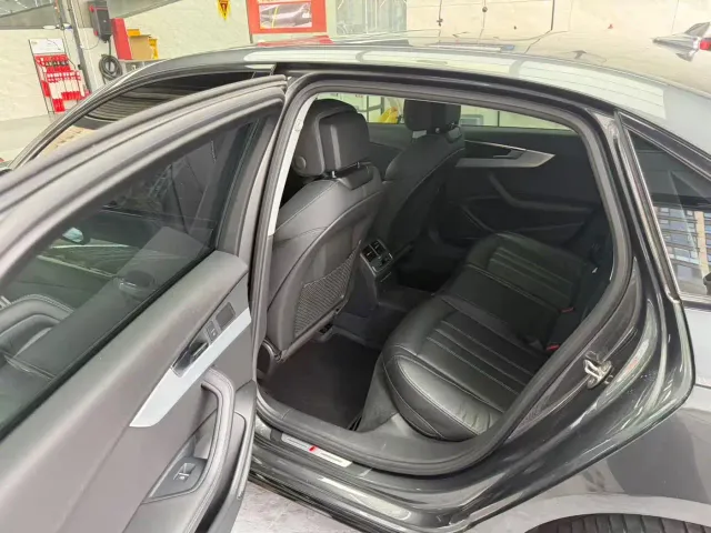 Audi A4L — Фото автомобиля 5