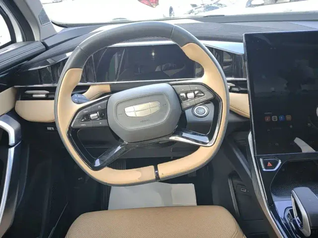 Geely Boyue L — Фото автомобиля 10