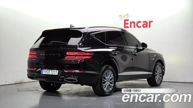Genesis GV80 — Фото автомобиля 2