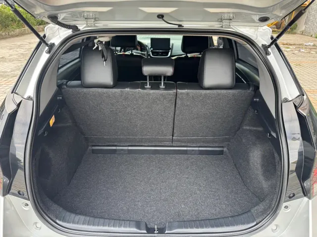 Toyota YARiS L Zhi Xuan — Фото автомобиля 13