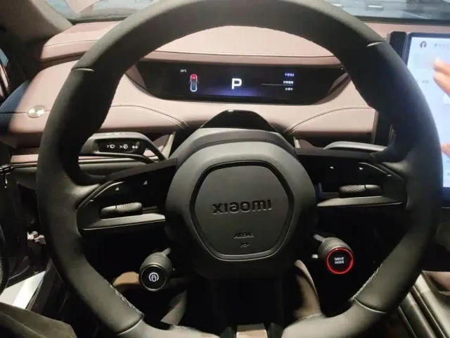 Xiaomi SU7 — Фото автомобиля 2