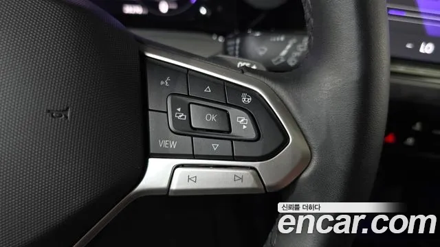 Volkswagen Golf Golf 8 поколение 2.0 TDI Prestige — Фото автомобиля 14