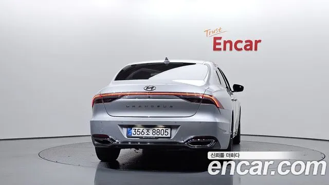 Hyundai Grandeur New — Фото автомобиля 4