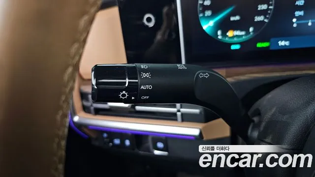 Hyundai Santa Fe — Фото автомобиля 30