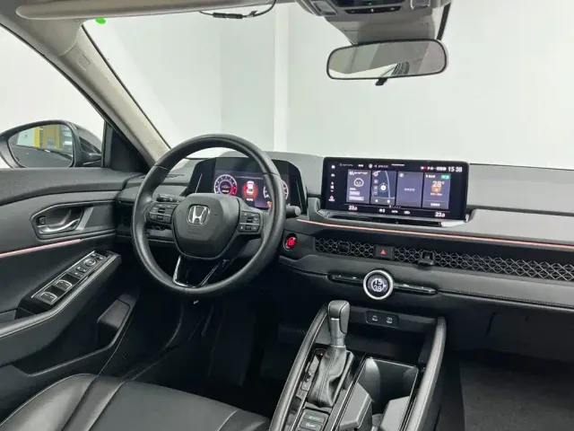 Honda Accord — Фото автомобиля 23