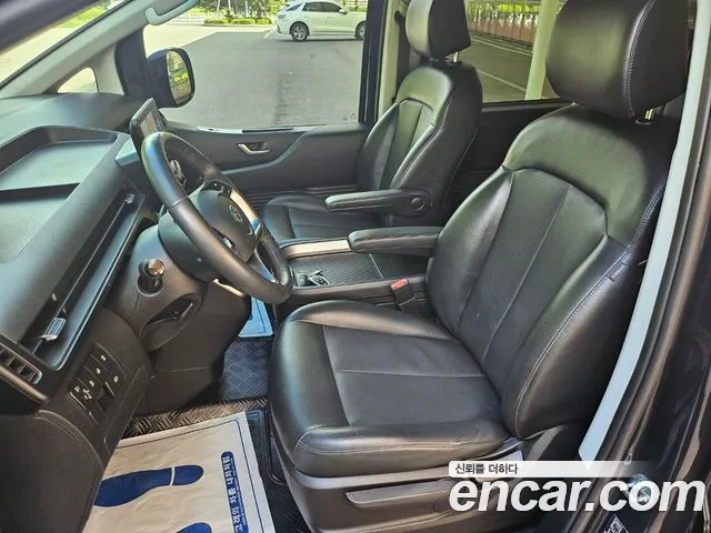 Hyundai Staria — Фото автомобиля 12