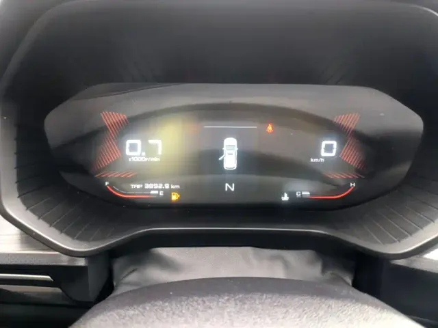 Wuling Asta — Фото автомобиля 10