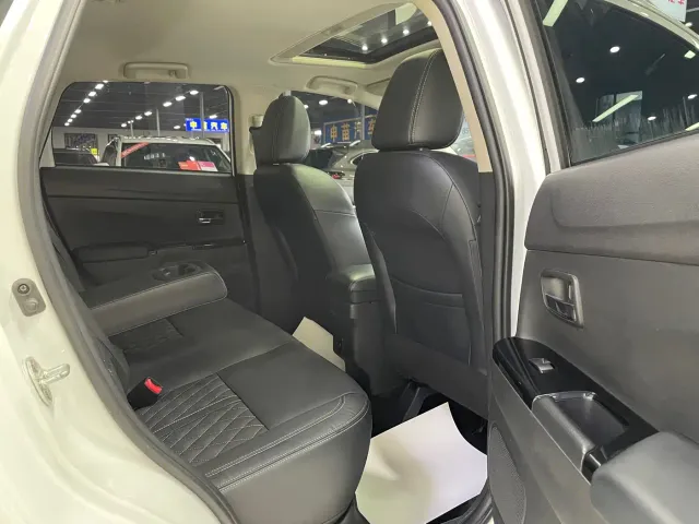 Mitsubishi ASX — Фото автомобиля 19
