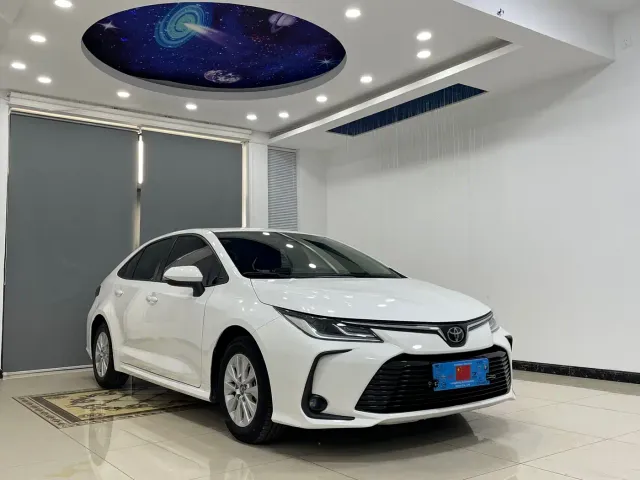 Toyota Corolla — Фото автомобиля 3