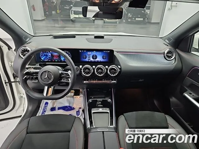 Mercedes-Benz EQA — Фото автомобиля 9
