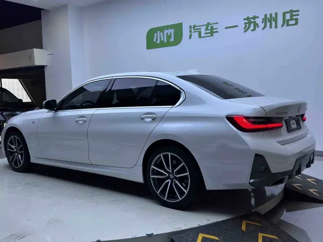 BMW 3 Series — Фото автомобиля 4