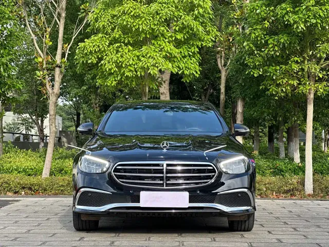 Mercedes-Benz Mercedes-Benz E-Class 2022 Model Facelift III E 300 L Sport Fashion — Фото автомобиля 2