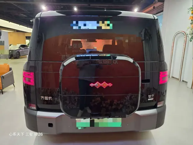 BYD FangChengBao Titanium 7 — Фото автомобиля 5