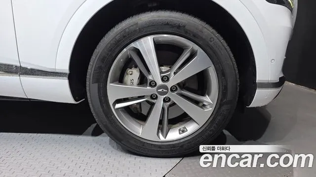 Genesis GV80 — Фото автомобиля 6