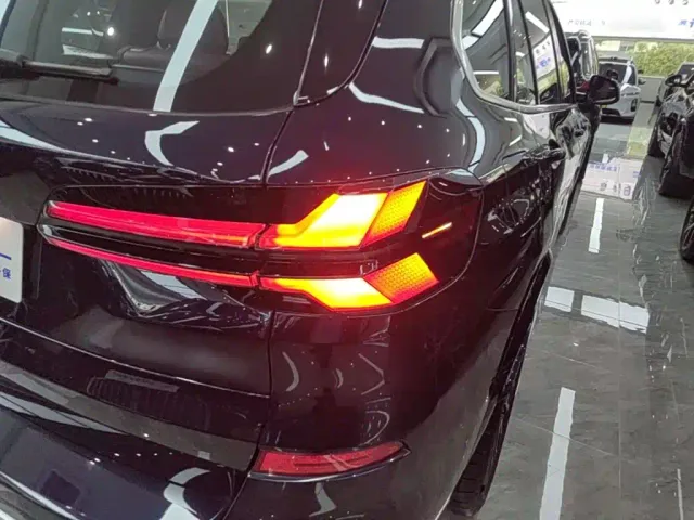 BMW X5 — Фото автомобиля 7