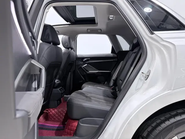 Audi Q3 — Фото автомобиля 9