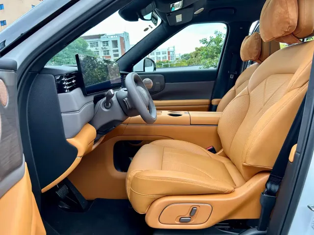 IM Motors LS8 — Фото автомобиля 7