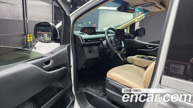 Hyundai Staria — Фото автомобиля 9