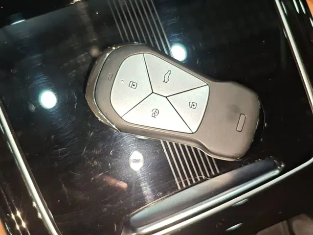 Xpeng P5 — Фото автомобиля 8