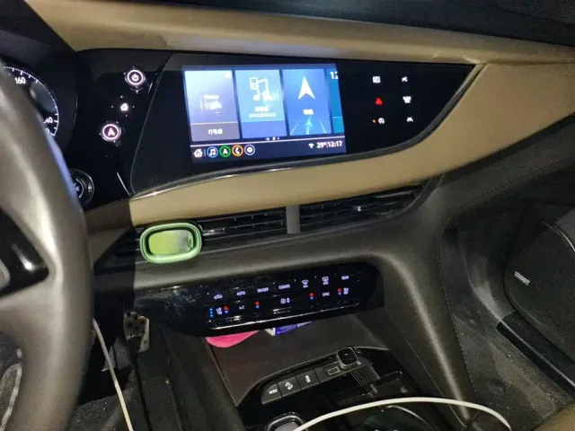 Buick Enclave — Фото автомобиля 9