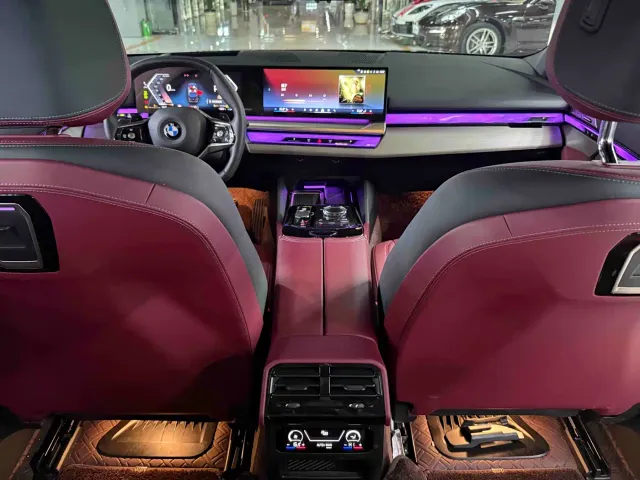 BMW 5 Series — Фото автомобиля 18