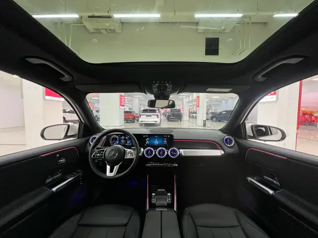 Mercedes-Benz GLB-Class — Фото автомобиля 10