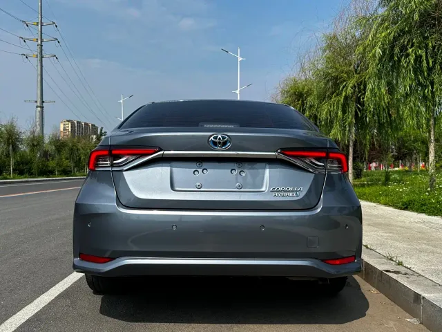 Toyota Corolla — Фото автомобиля 5