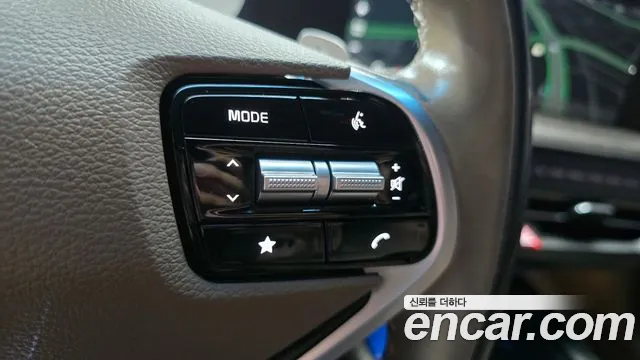 Kia K8 Hybrid — Фото автомобиля 24