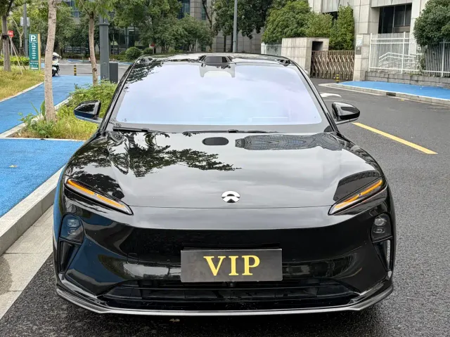 Nio ET5 Touring — Фото автомобиля 2