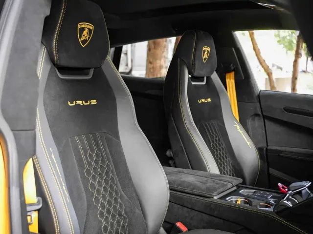 Lamborghini Urus — Фото автомобиля 18