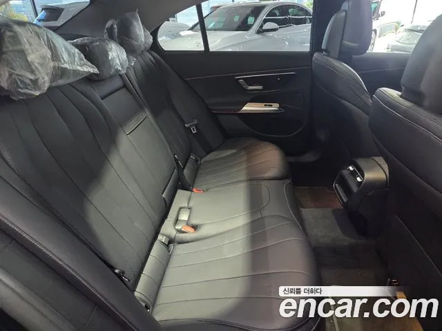 Mercedes-Benz E-Class W214 — Фото автомобиля 15