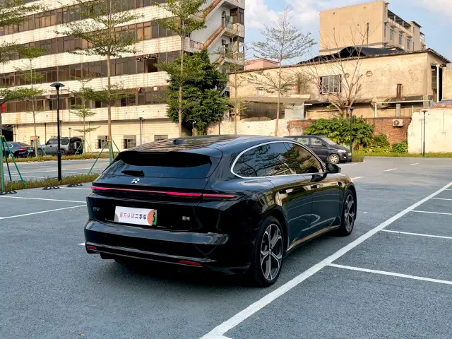 Nio ET5 Touring — Фото автомобиля 6