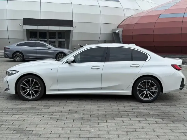 BMW 3 Series — Фото автомобиля 7