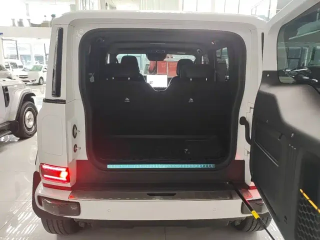 iCAR V23 — Фото автомобиля 18