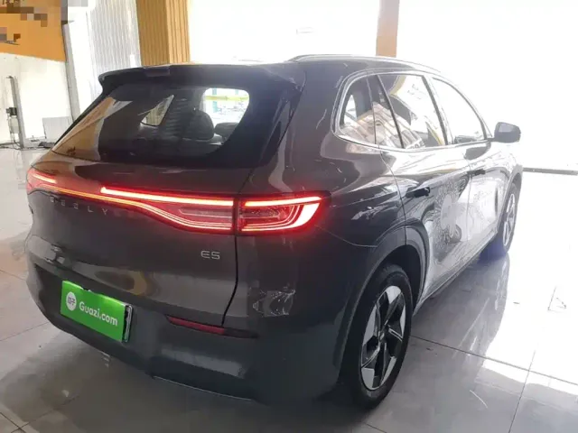 Geely Galaxy E5 — Фото автомобиля 6