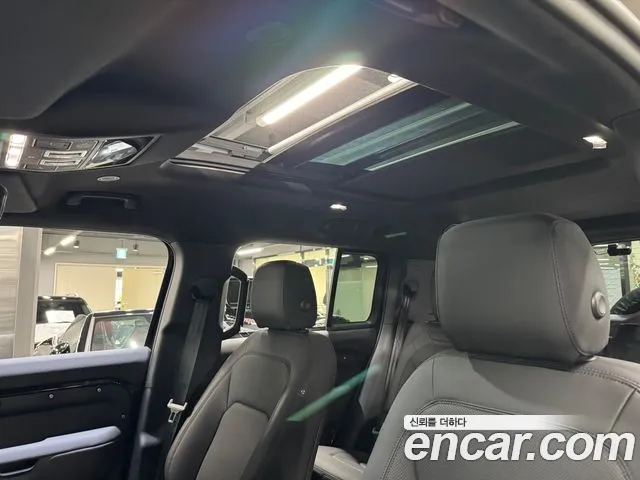 Land Rover Defender Defender (L663) 130 P400 Outbound — Фото автомобиля 14