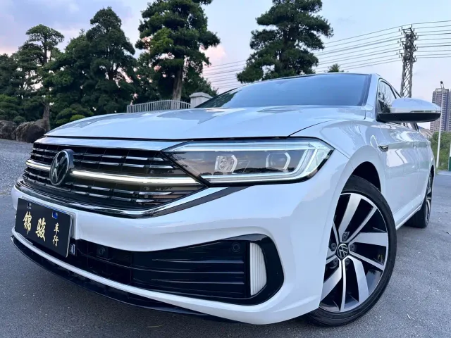Volkswagen Sagitar — Фото автомобиля 8