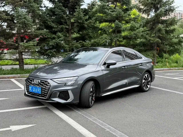 Фотография автомобиля — Audi A3
