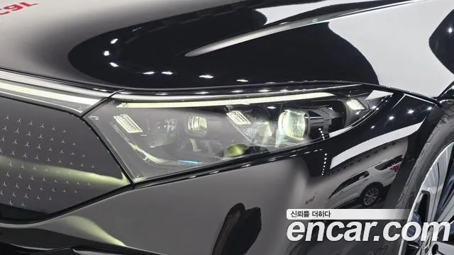 Mercedes-Benz EQS — Фото автомобиля 19
