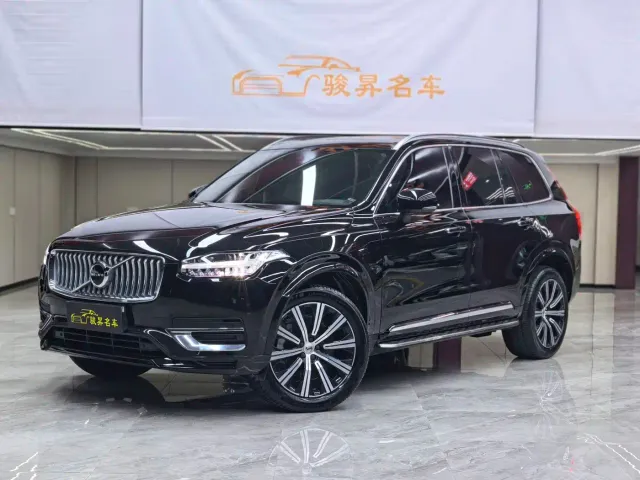 Фотография автомобиля — Volvo XC90