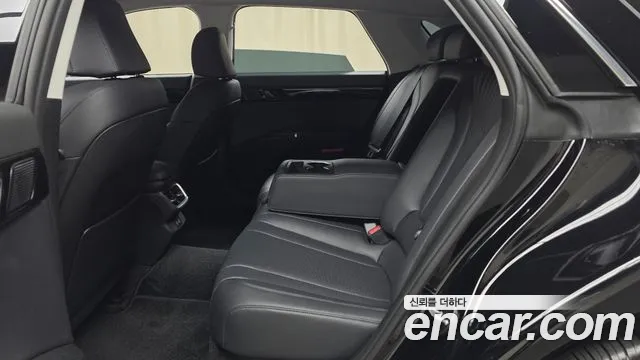 Hyundai Grandeur GN7 — Фото автомобиля 18