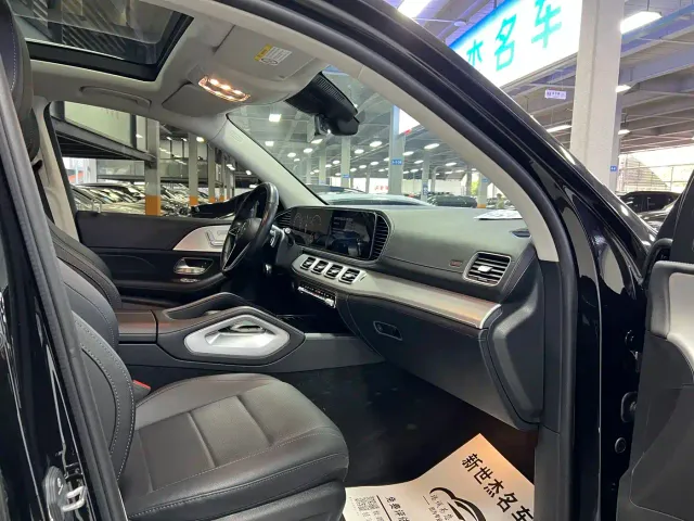 Mercedes-Benz GLE-Class — Фото автомобиля 9