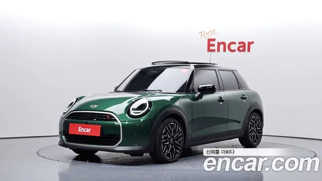 Фотография автомобиля — MINI Cooper 4th Gen