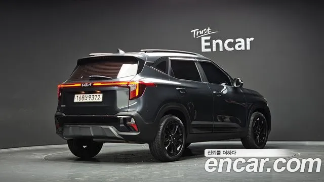 Kia Seltos Новый Seltos Бензин 2.0 2WD — Фото автомобиля 2
