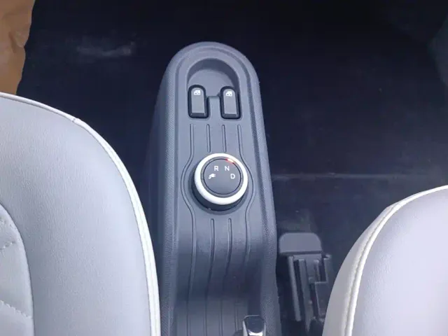 Wuling Hongguang Mini EV — Фото автомобиля 16