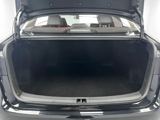 Toyota Corolla — Фото автомобиля 17