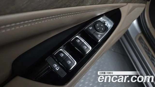 Kia K8 Hybrid — Фото автомобиля 29