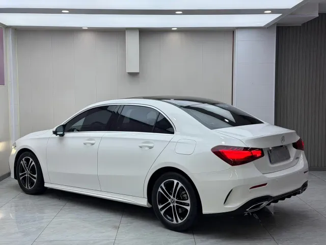 Mercedes-Benz A-Class — Фото автомобиля 6