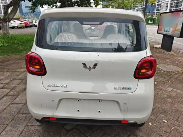 Wuling Hongguang Mini EV — Фото автомобиля 5